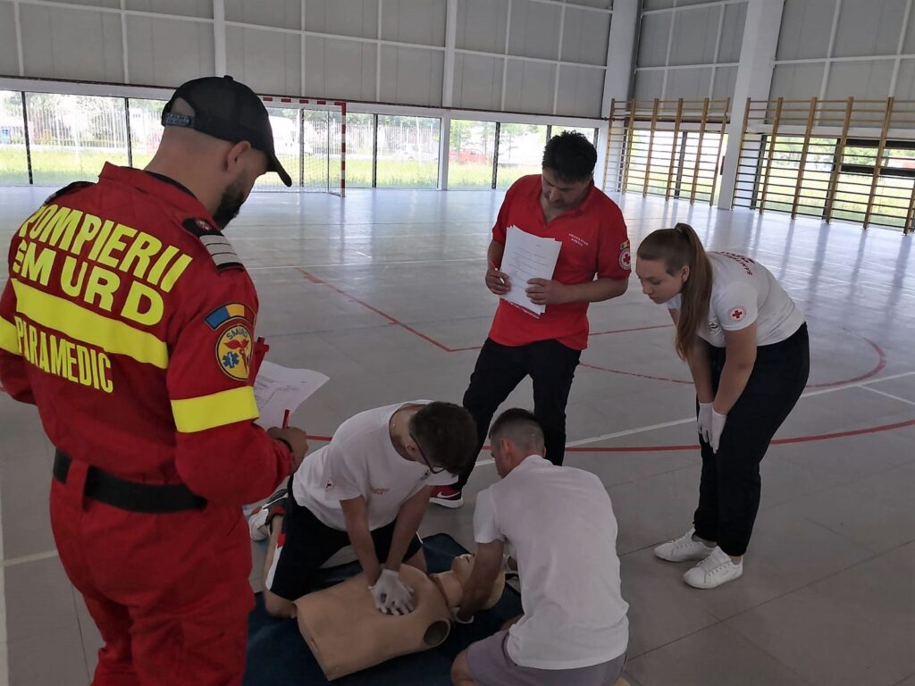 Sanitarii pricepuți - Crucea Roșie Caraș Severin (14)
